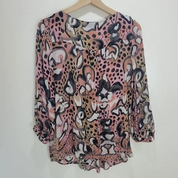 French Connection Sheer Abstract Pattern Blouse with 3/4 Sleeves - Picture 4 of 11